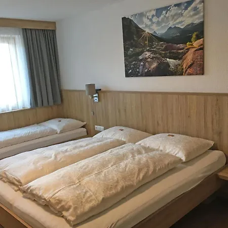 Haus Tirol Apartman
