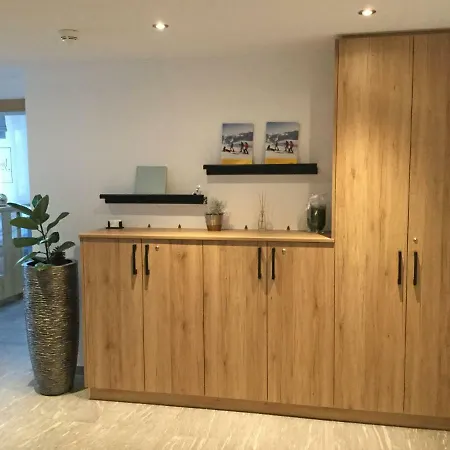 Haus Tirol Apartman *