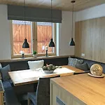 شقة Haus Tirol لاديس