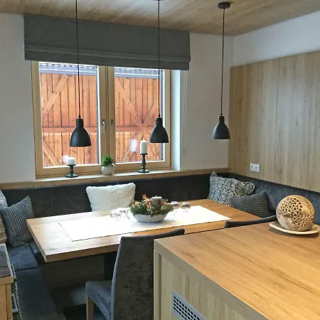 Apartment Haus Tirol Ladis