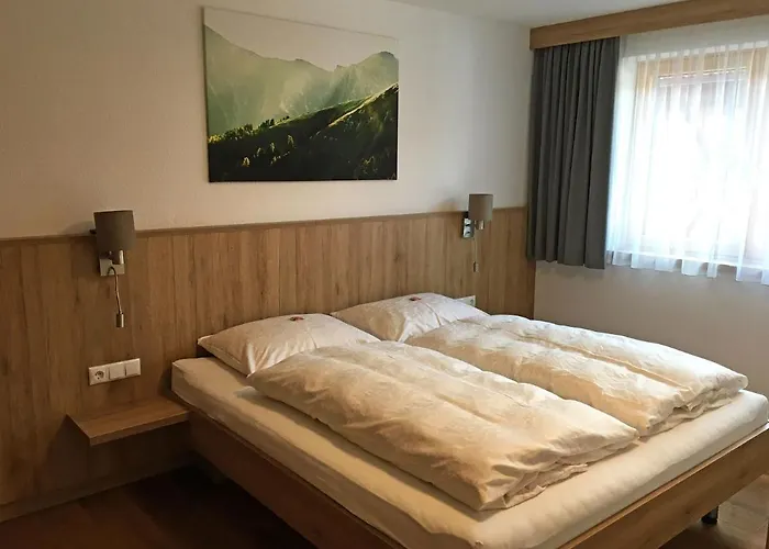 شقة Haus Tirol لاديس